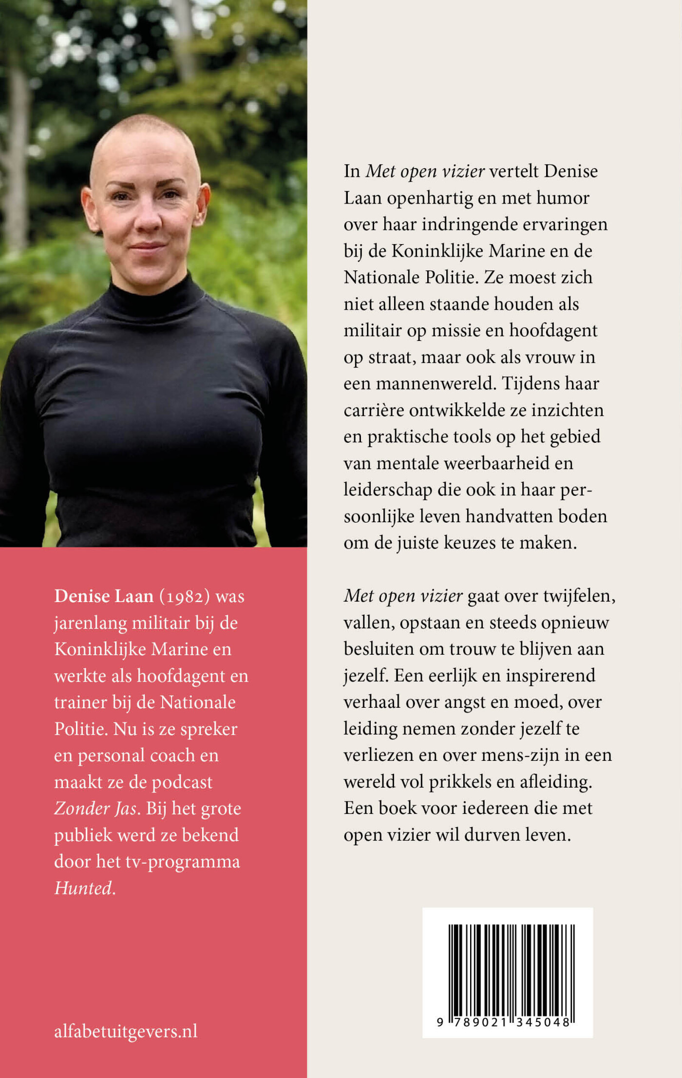 Met open vizier achterkant
