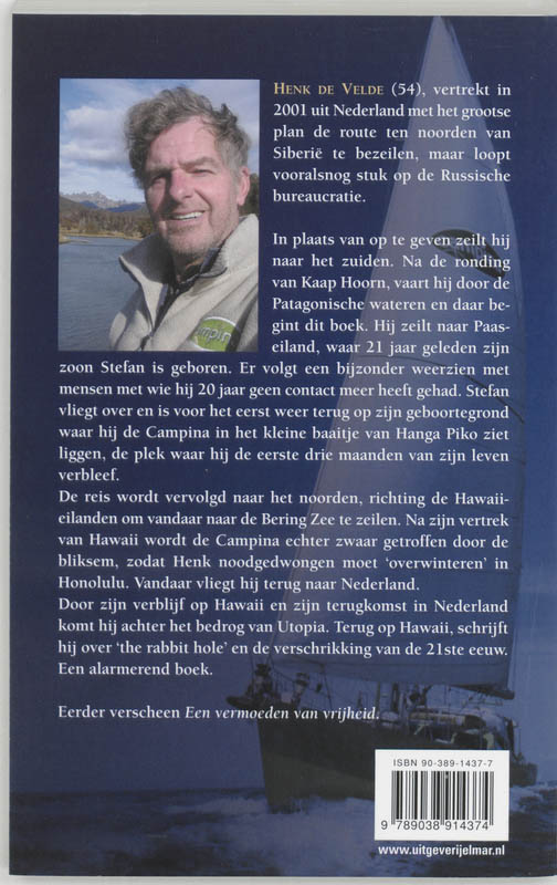 Een reiziger in tussentijd achterkant