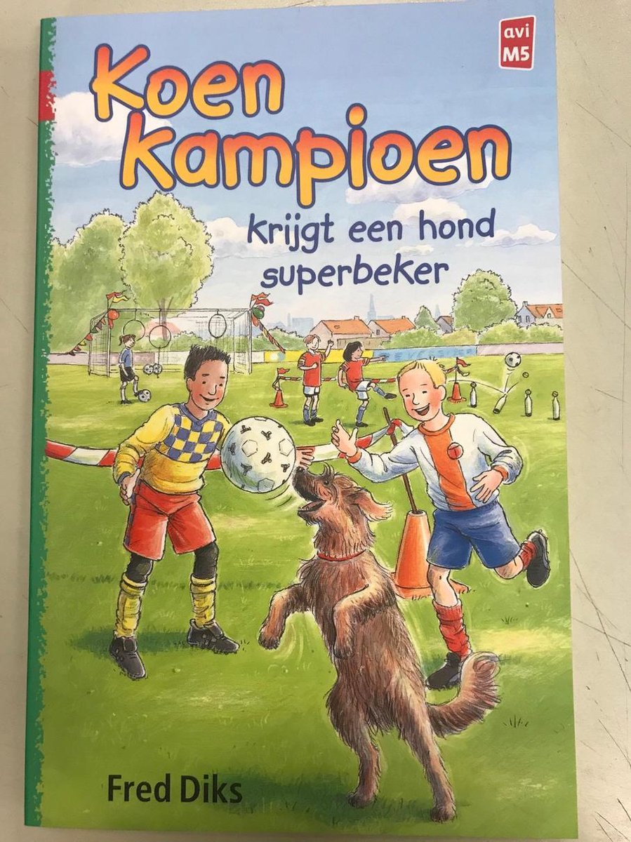 Koen Kampioen Omnibus - Krijgt een hond - Superbeker