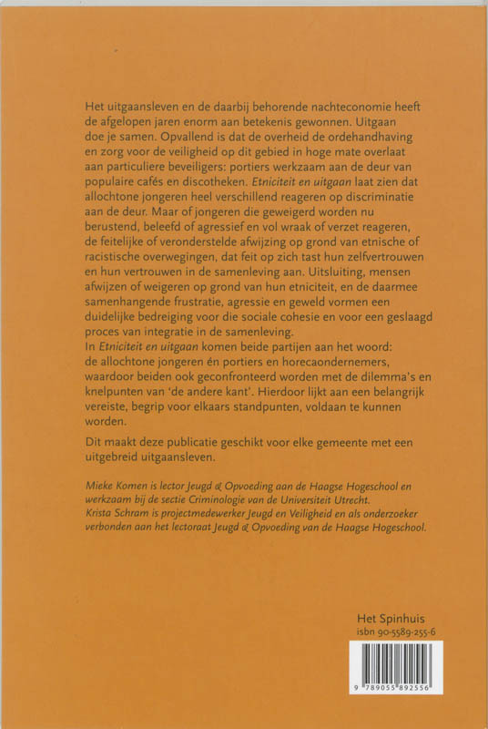 Etniciteit En Uitgaan achterkant