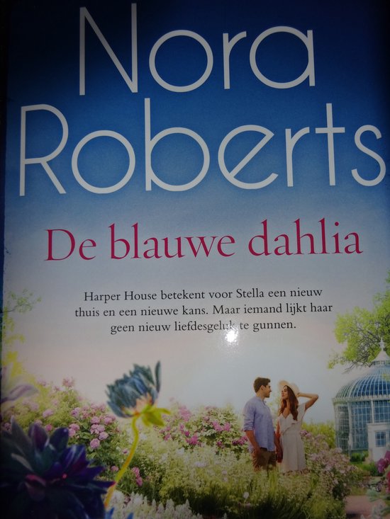 boekenbalie_9789049203979_cover De blauwe Dahlia Nora Roberts