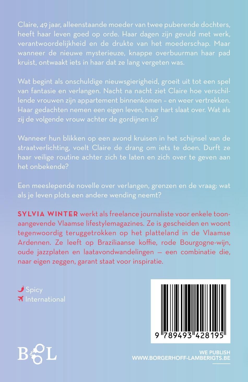 De man aan de overkant achterkant