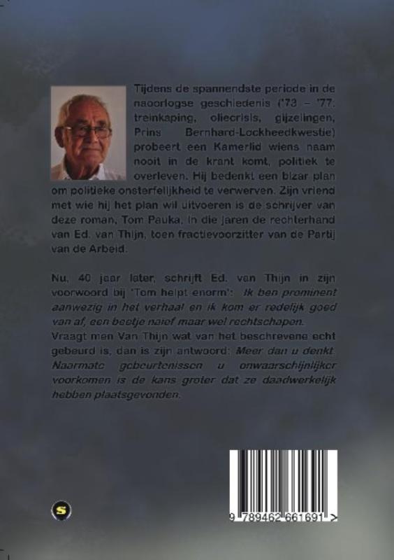 Tom helpt enorm achterkant