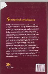 Synergetisch produceren achterkant