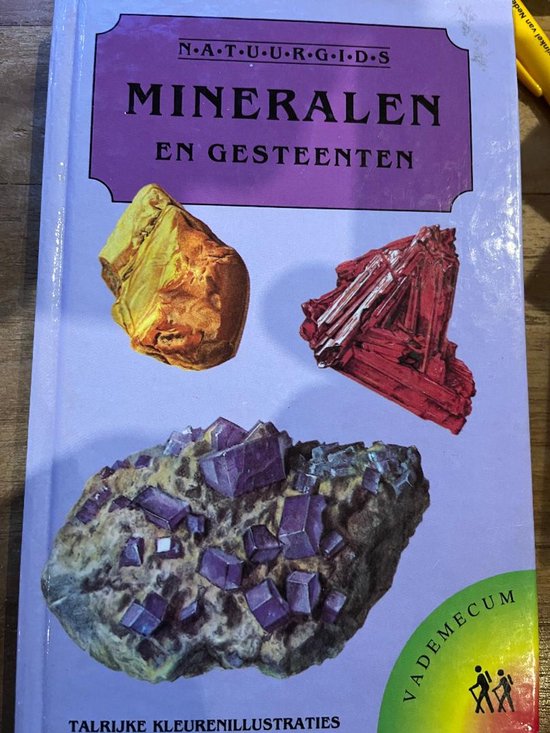 Mineralen en gesteenten / Natuurgids