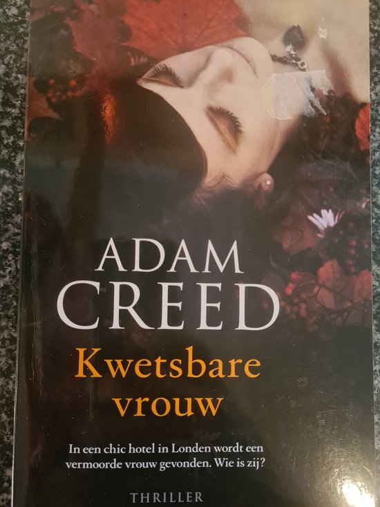Kwetsbare vrouw - Adam Creed