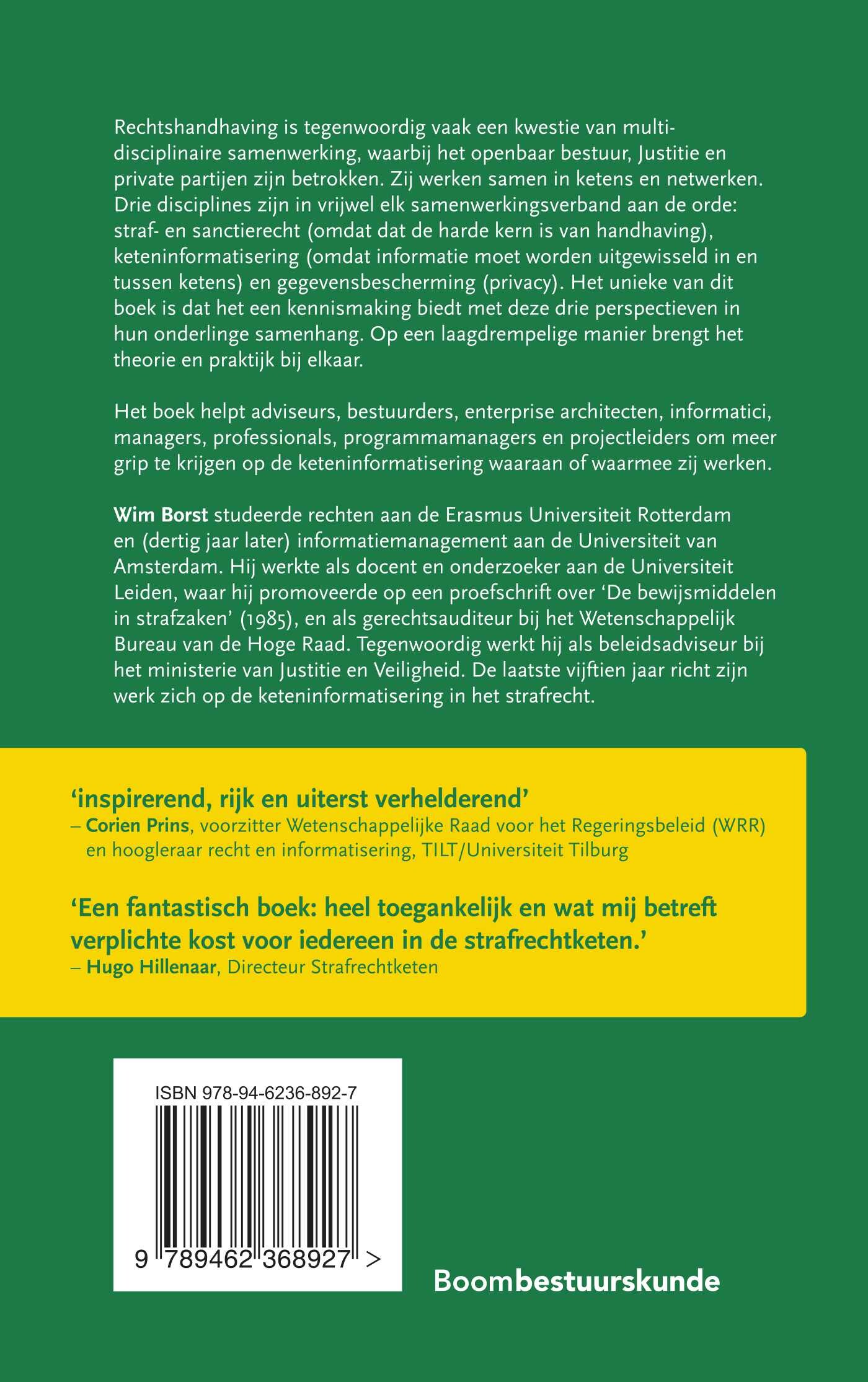 De verdachte in de ketens achterkant