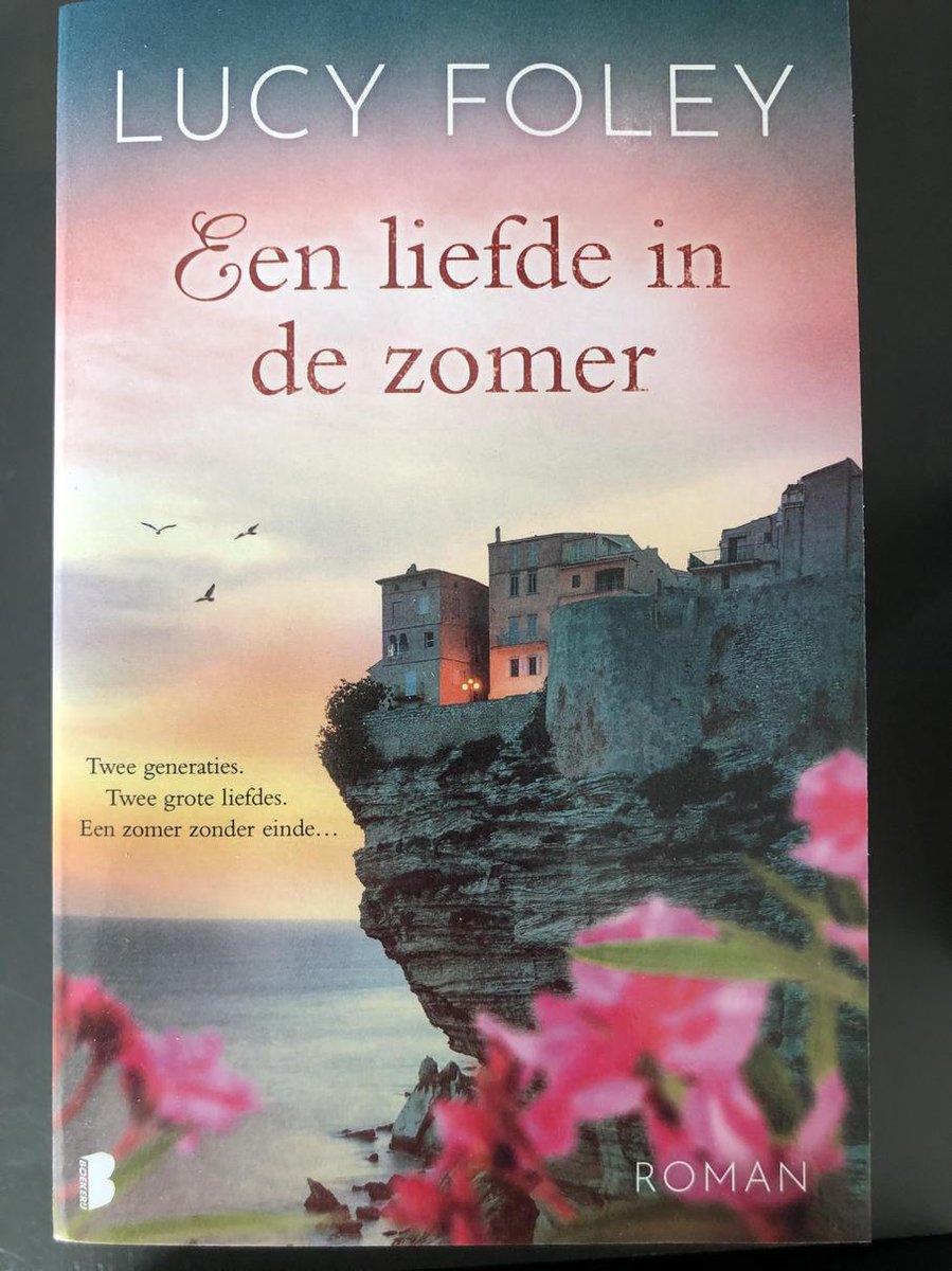 Lucy Foley Een Liefde In De Zomer thumbnail