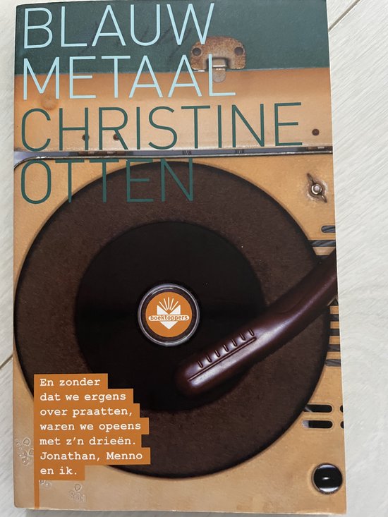 BT2005 Blaauw metaal