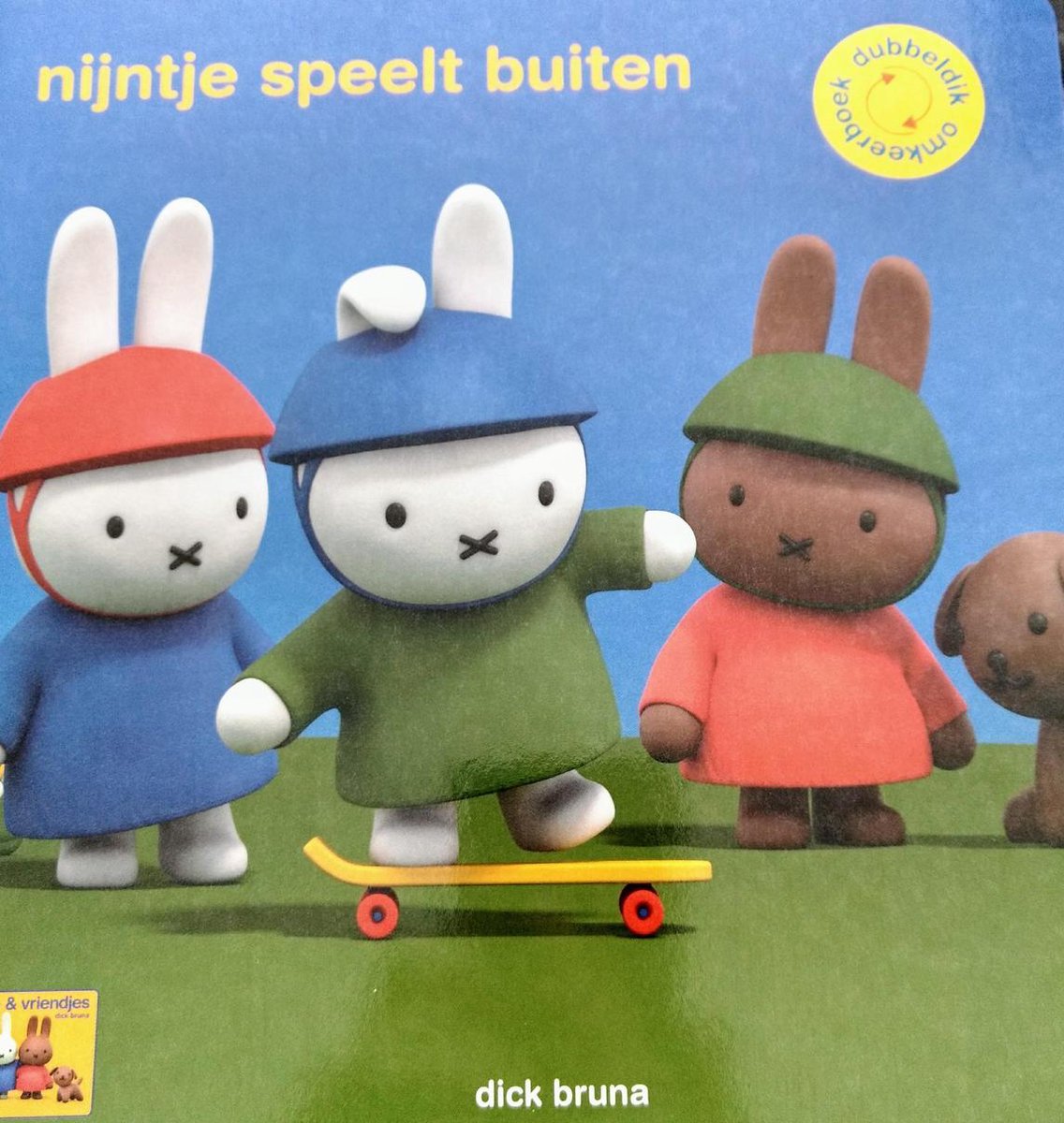 Nijntje speelt buiten/Hoera een baby Omkeerboek