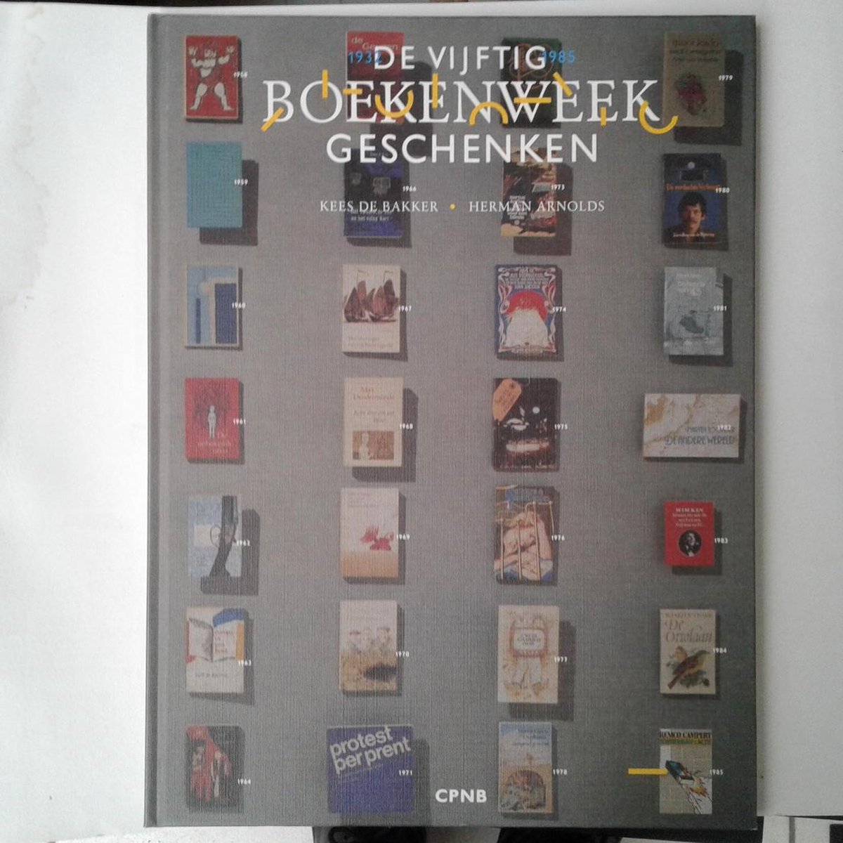 boekenbalie_9789070066475_cover De vijftig boekenweekgeschenken 1932-1985
