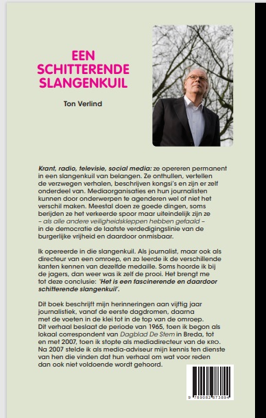 Een schitterende slangenkuil Een schitterende slangenkuil achterkant