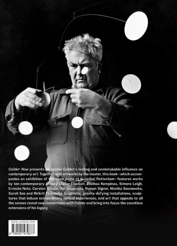 Calder Now achterkant