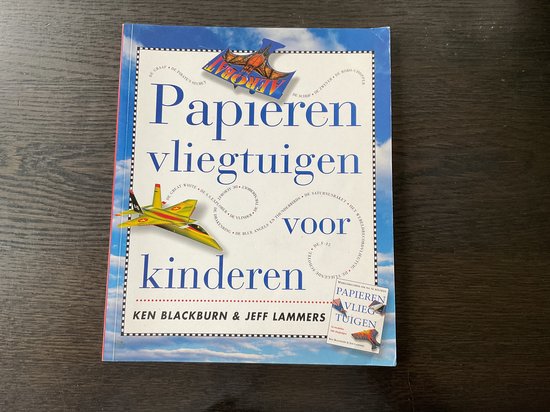 PAPIEREN VLIEGTUIGEN VOOR KINDEREN