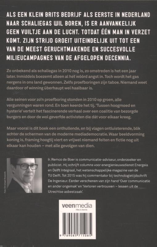 Tussen hoogmoed en hysterie achterkant