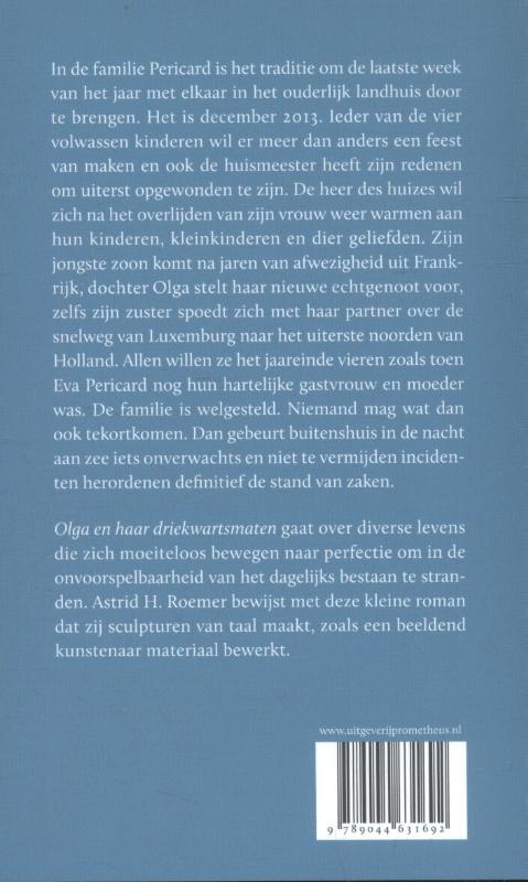 Olga en haar driekwartsmaten achterkant