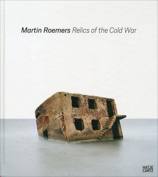 boekenbalie_9783775725347_cover Relics of the Cold War