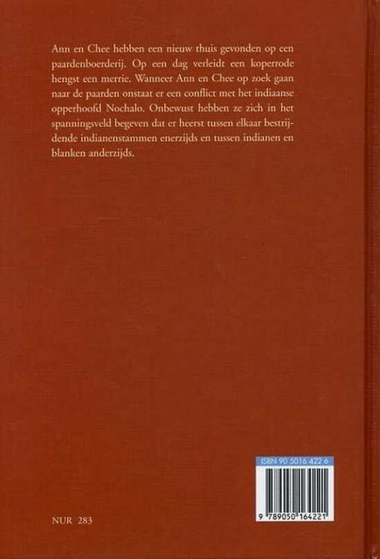 De koperrode hengst achterkant