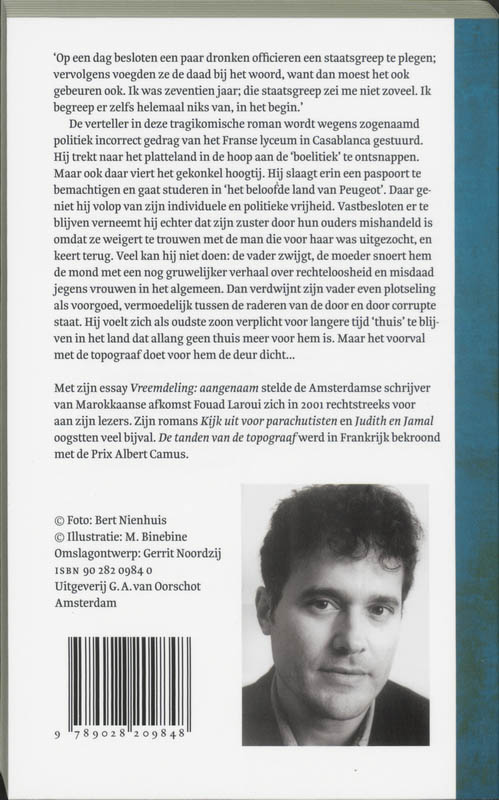 De tanden van de topograaf achterkant