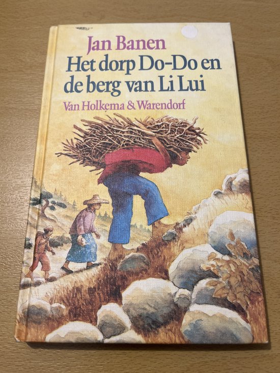 Dorp do-do en de berg van li lui