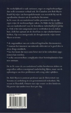 De vrouw die een tandenborstel inslikte achterkant