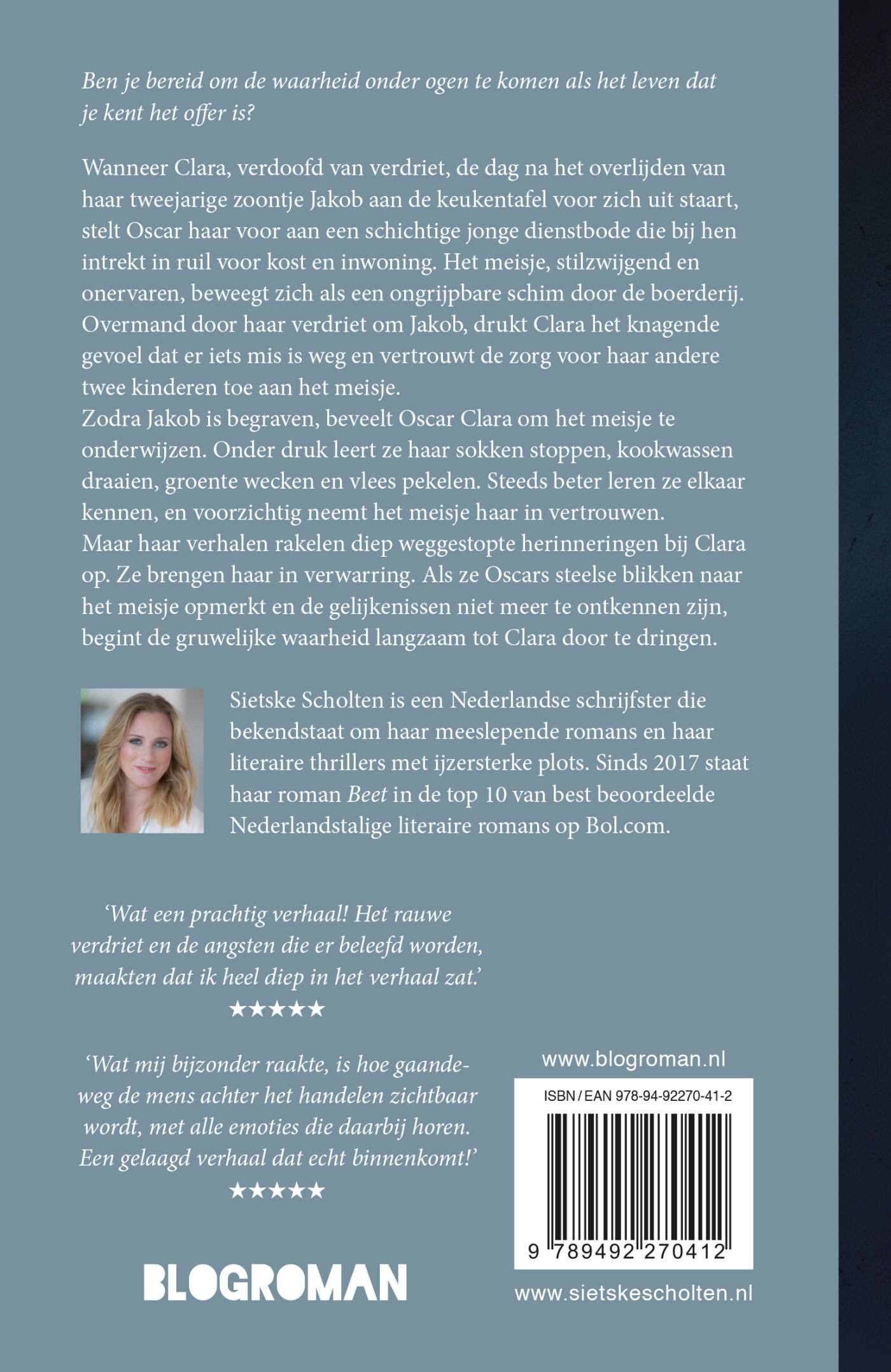 Zij was Clara achterkant