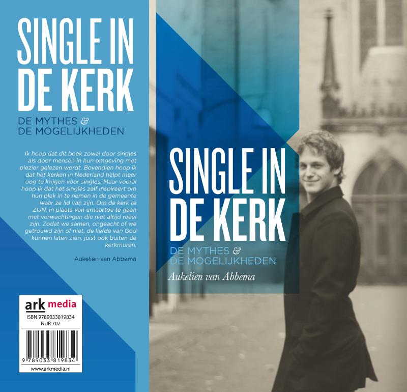 Single in de kerk achterkant