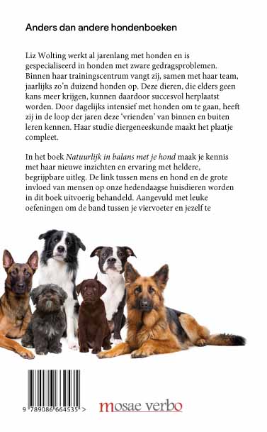 Natuurlijk in balans met je hond achterkant