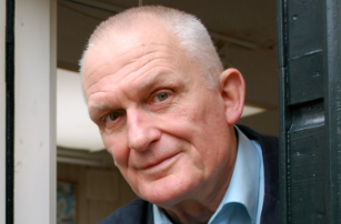 Lees tweedehands boeken van Wim de Bie bij Boekenbalie