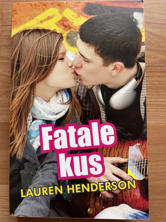 Lauren Henderson Fatale Kus thumbnail