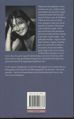 Nevelpaarden achterkant