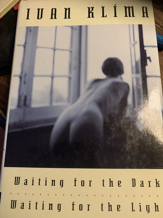 Waiting for the Dark, Waiting for the Light