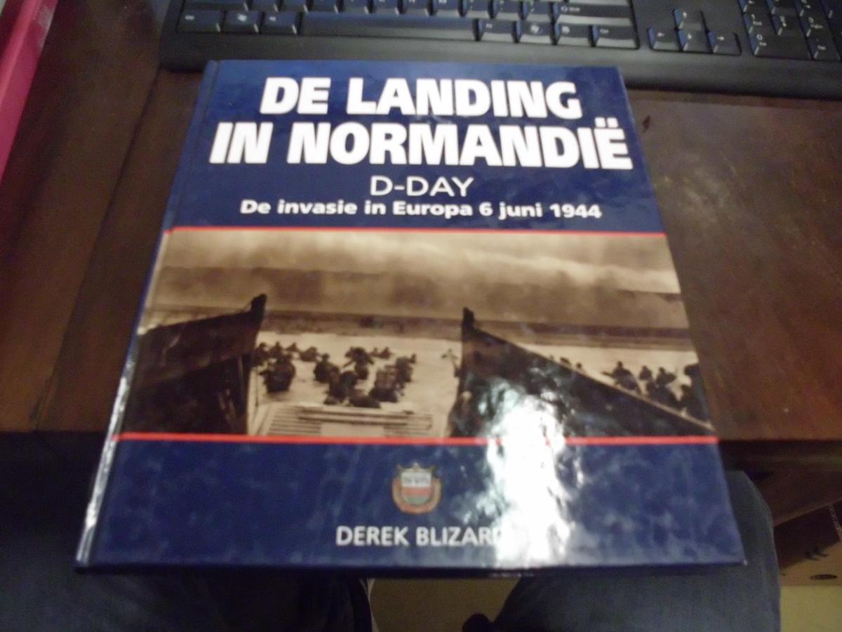 boekenbalie_9789074777537_cover Landing in normandie,de