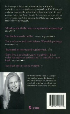 In stilte gehuld achterkant