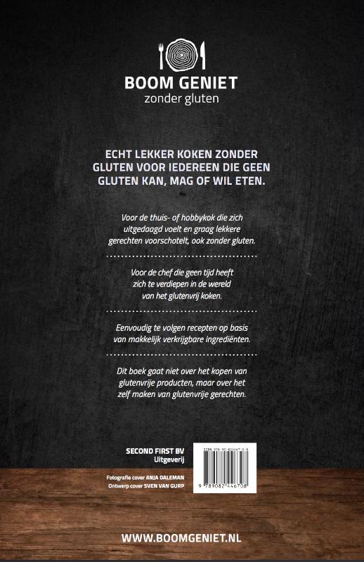 Boom geniet achterkant