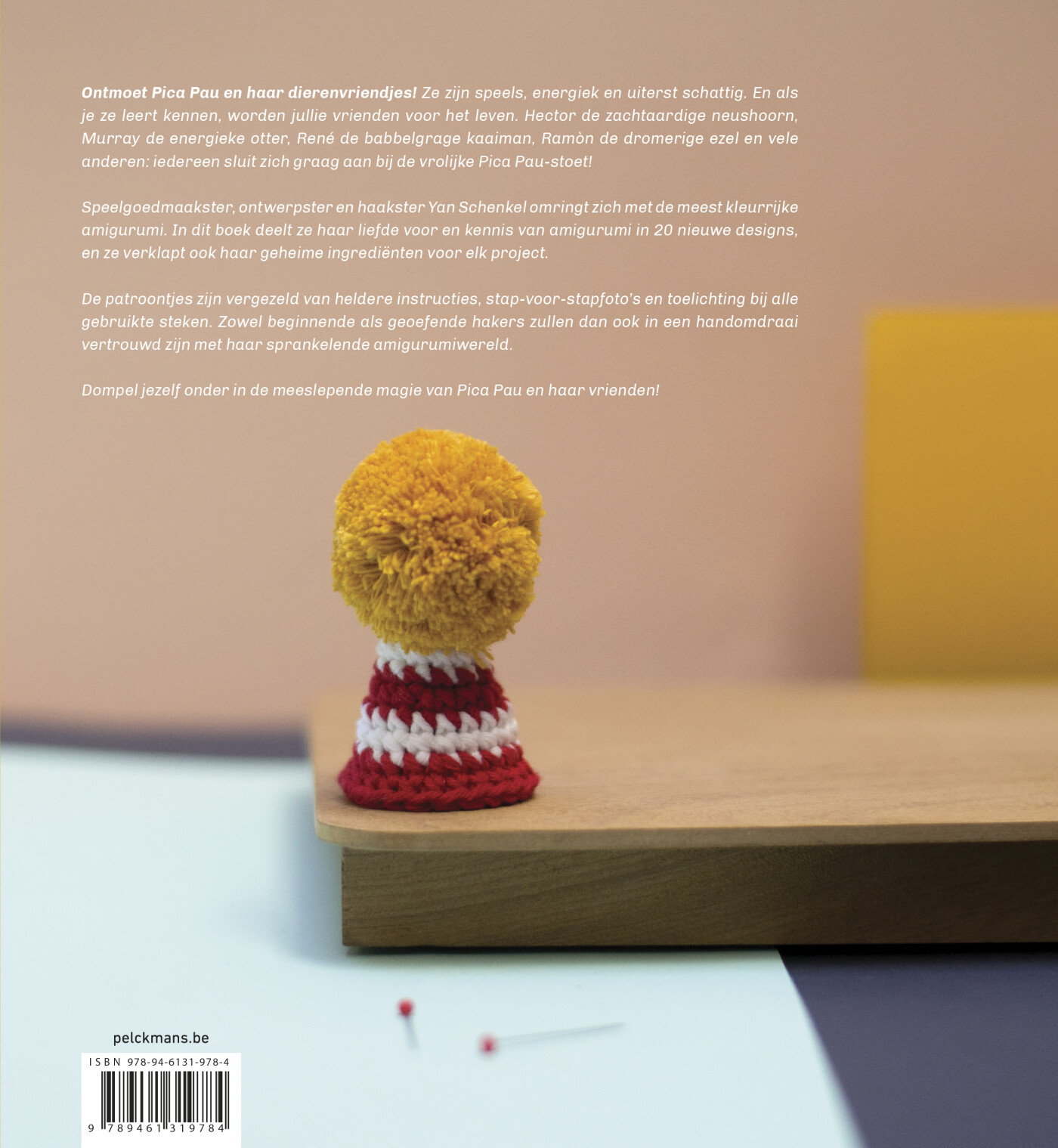 Maak 20 kleurrijke amigurumidiertjes / Pica Pau / 1 achterkant