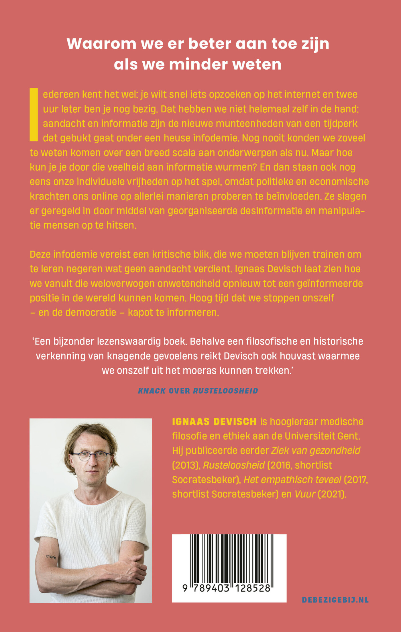 We informeren ons kapot achterkant