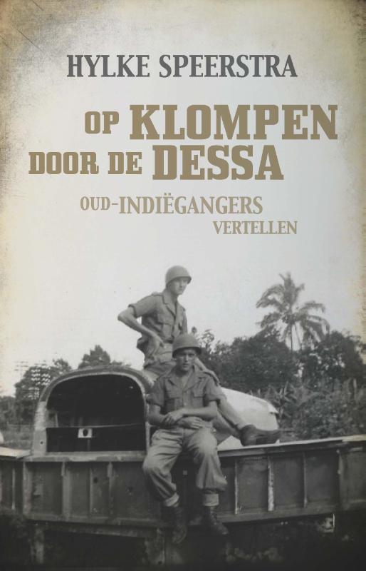 boekenbalie_9789045028842_cover Op klompen door de dessa