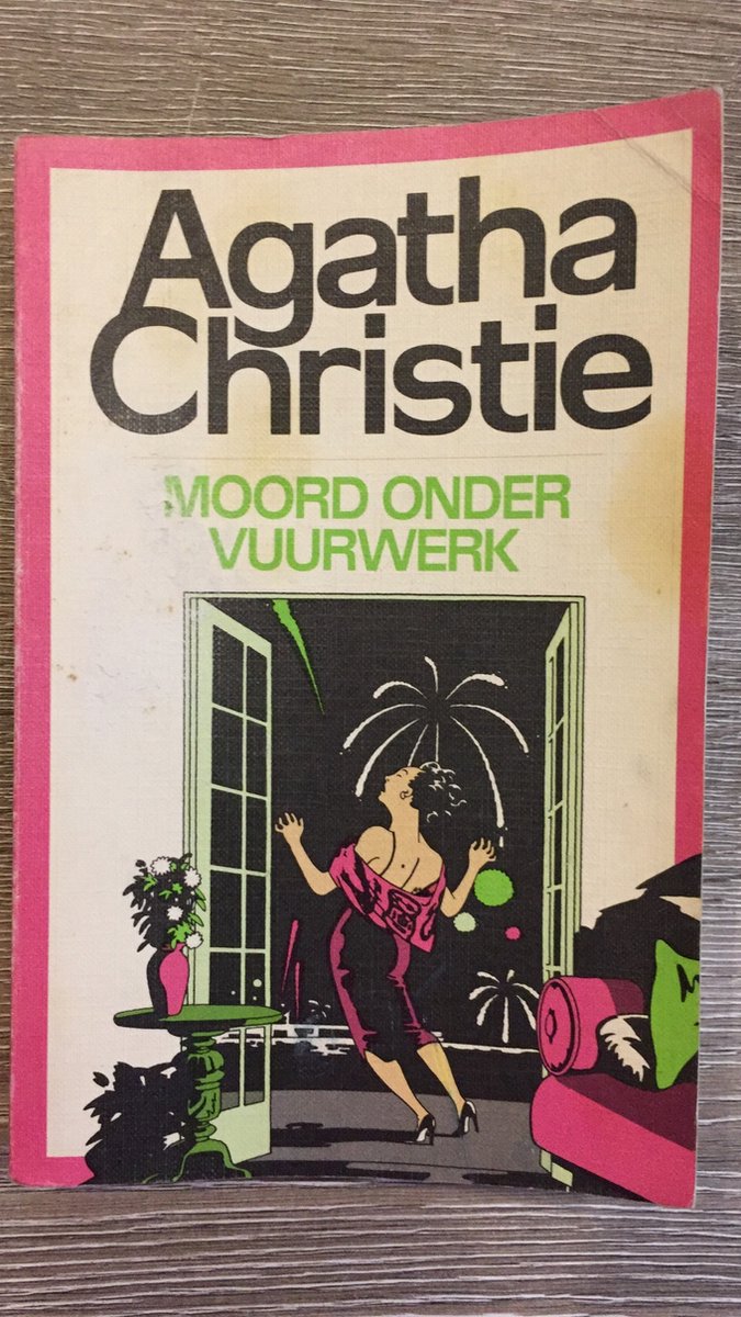 Moord onder vuurwerk / Poirot