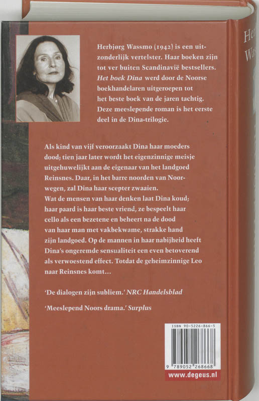 Het boek Dina achterkant