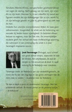 De man in duplo achterkant