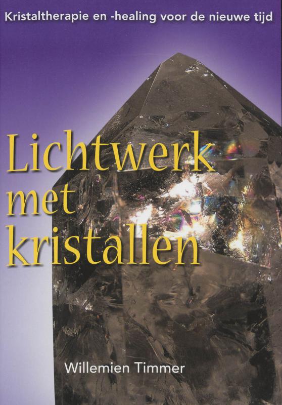 boekenbalie_9789077247624_cover Lichtwerk met kristallen