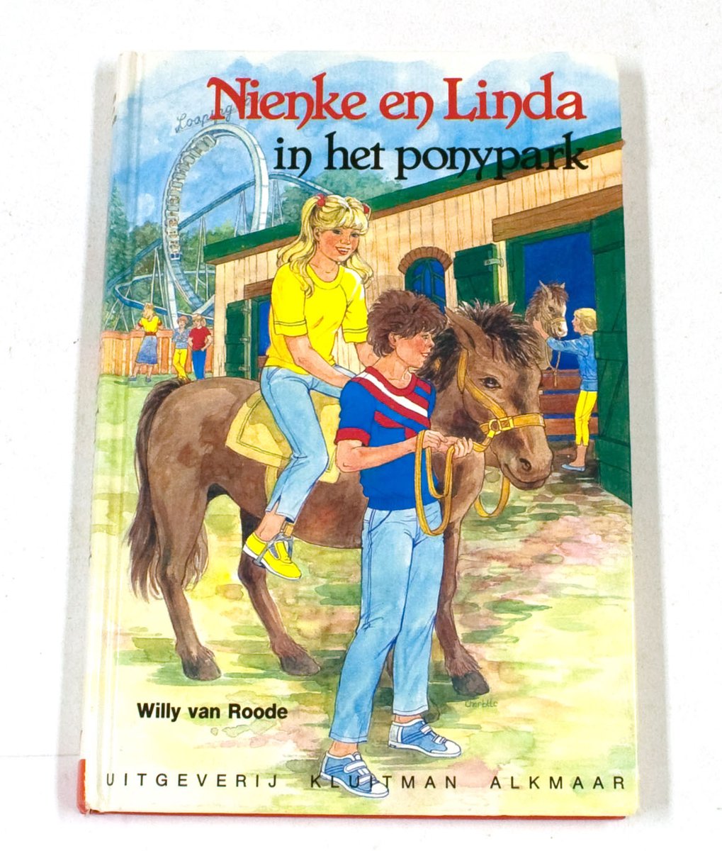 Nienke en Linda in het ponypark