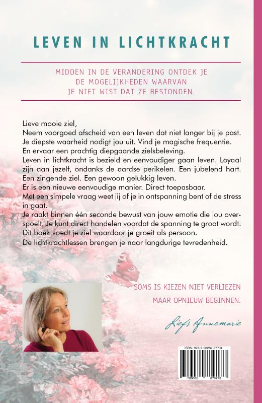 Leven in lichtkracht achterkant
