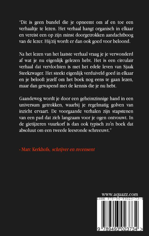 In de gietijzeren vuurkorf In de gietijzeren vuurkorf achterkant