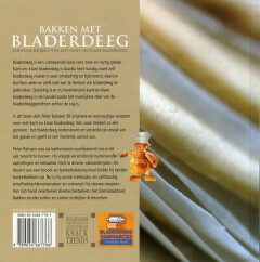 Bakken met bladerdeeg achterkant