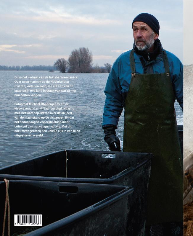 De laatste riviervissers achterkant