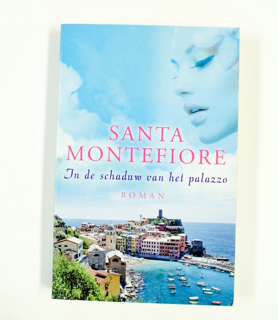 Santa Montefiore In De Schaduw Van Het Palazzo