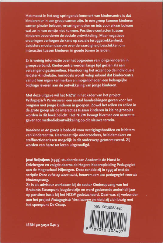 Kinderen in de groep achterkant