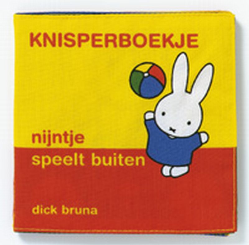 Nijntje speelt buiten knisperboekje